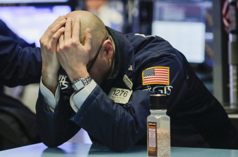 bond trader despair