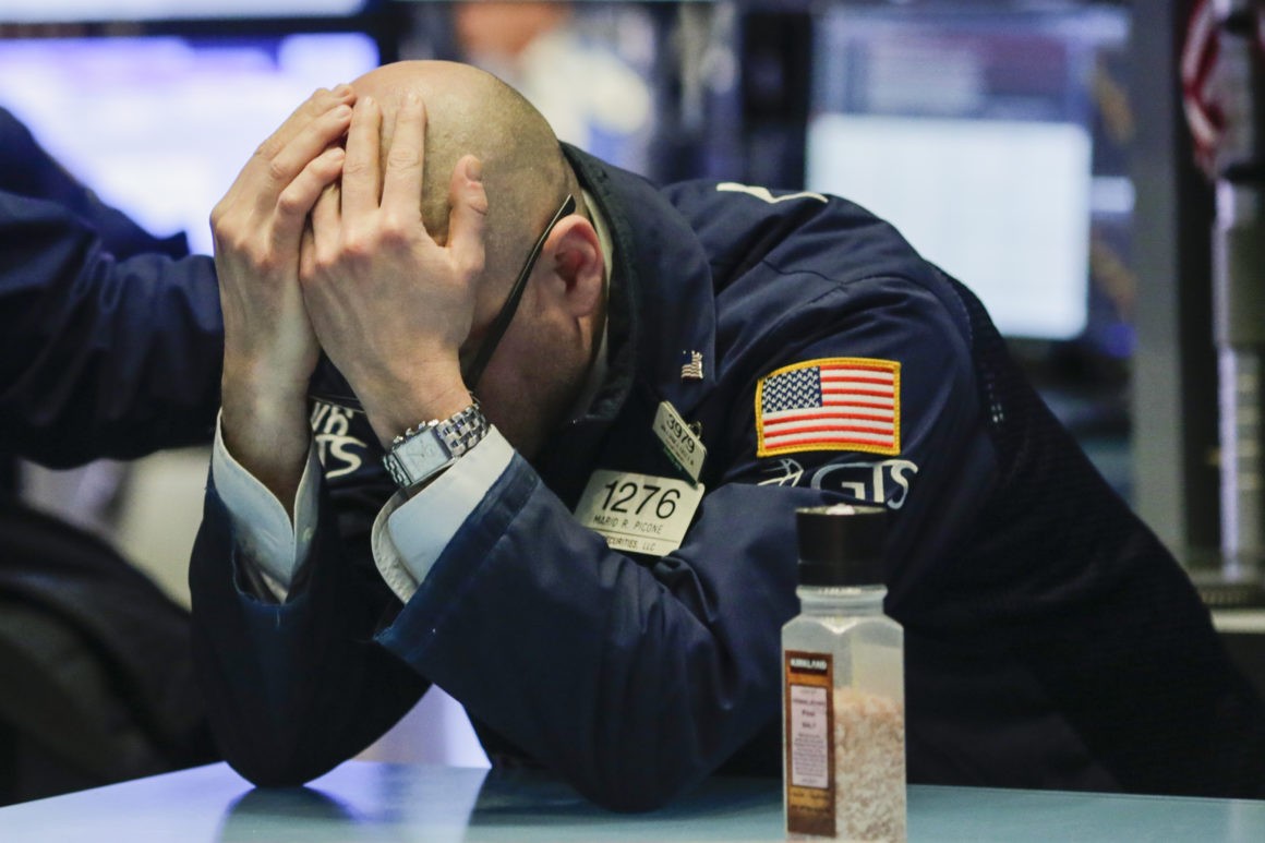 bond trader despair